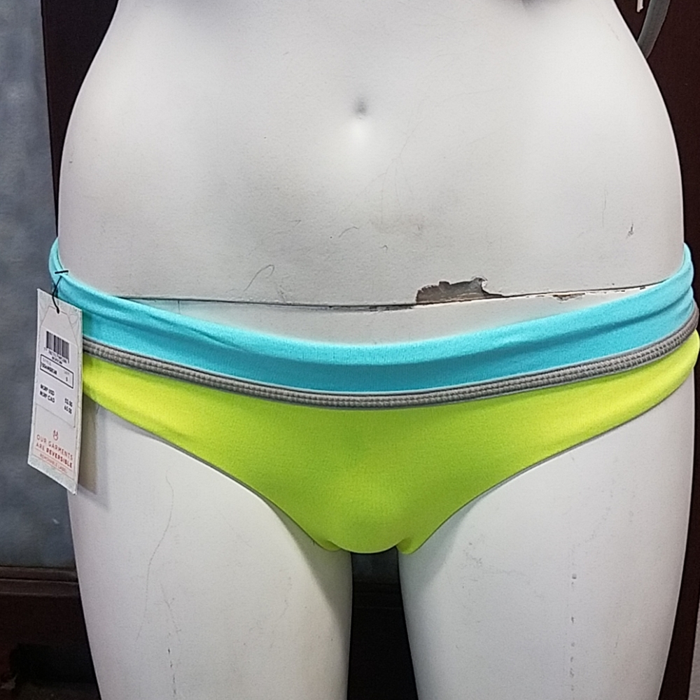 Maaji Women's Reversible Bikini Hip Hugger Bottom
